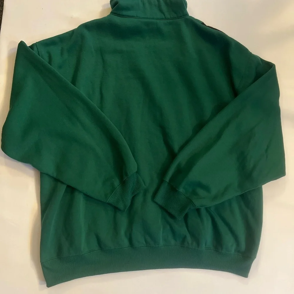 Green and Gray Men's Old School Pull Over